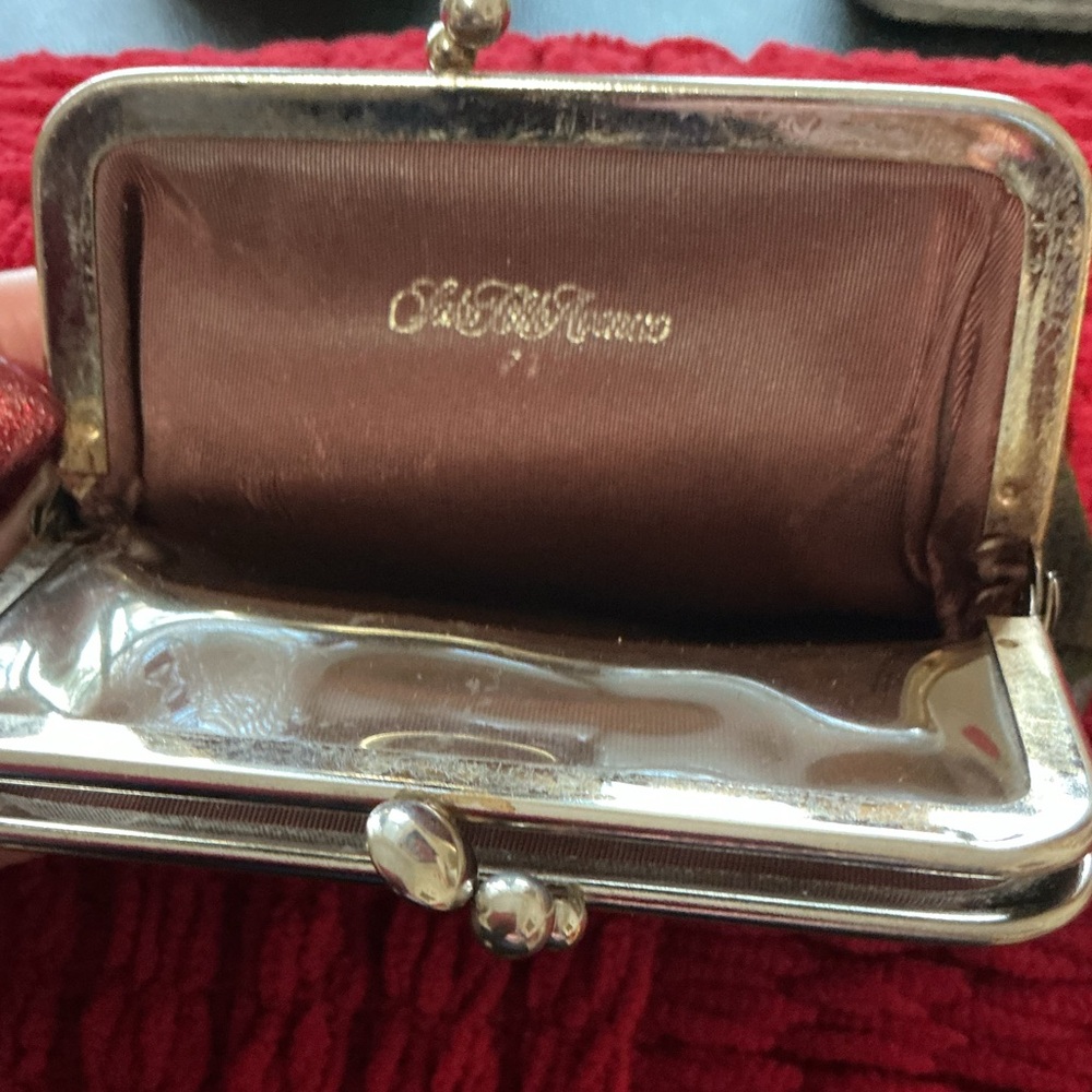 Authentic Rare Vintage LOUIS VUITTON 1970s Kisslock Saks 5th Ave Mono Coin Purse - Picture 5 of 13